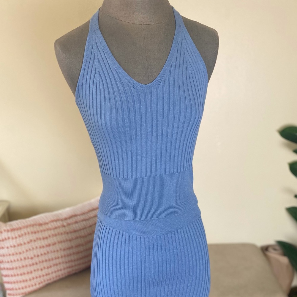 Women’s knit tank top in cerulean blue